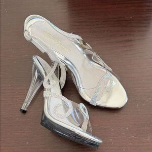 New Fabulicious Elegant Silver Crystal Women's vintage retro pinup Heels 8